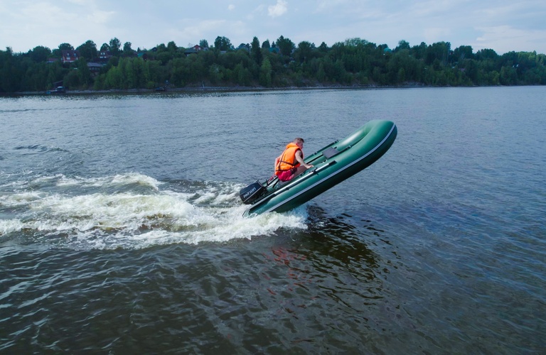 boat_image_768x500_72dpi.jpg
